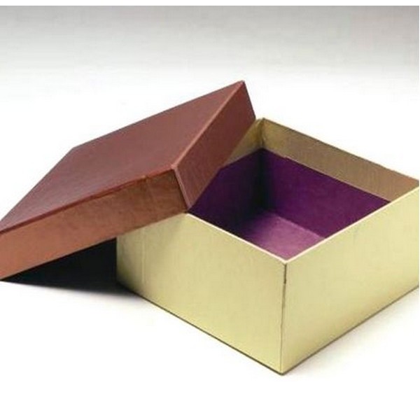 Rigid Cardboard Gift Boxes